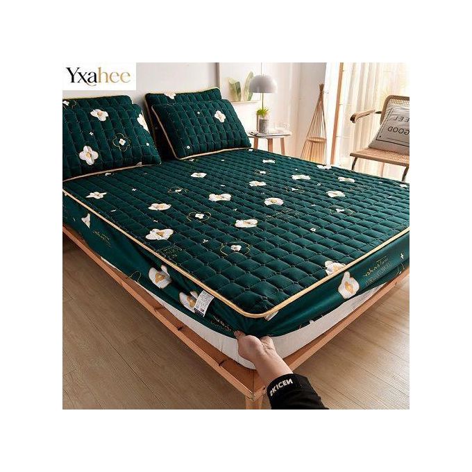 Yxahee Waterproof Mattress Protective Cover